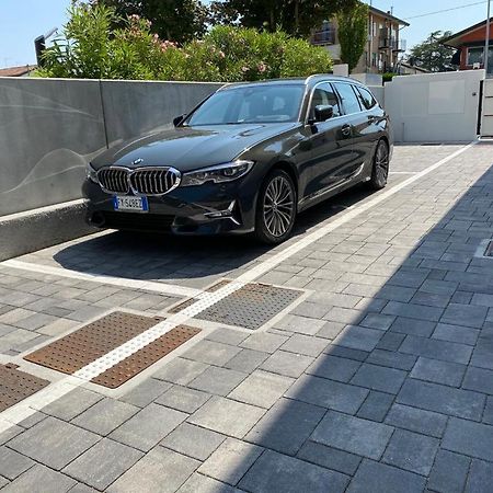 Nuovo Appartamento Con Terrazzo E Piscina Lido di Jesolo Buitenkant foto